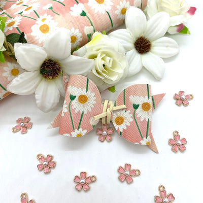 Create a daisy hair bow